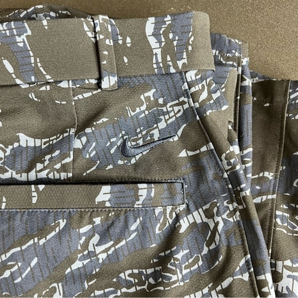 Nike Golf shorts Men medium 28 Flex Camo Blue Black Standard Fit Hybrid G - Picture 8 of 10